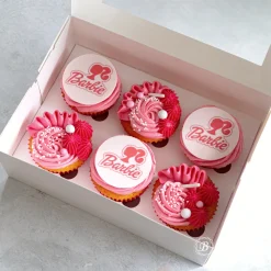 Cupcake Vormpjes HoM Fuchsiaroze 50x33mm. 50st.